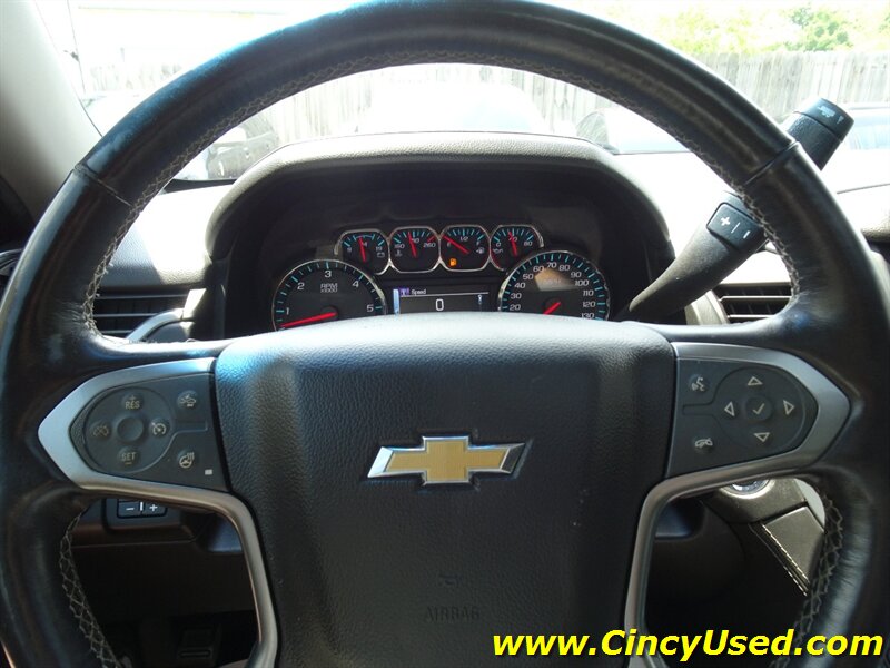 2016 Chevrolet Suburban LTZ   - Photo 23 - Cincinnati, OH 45255