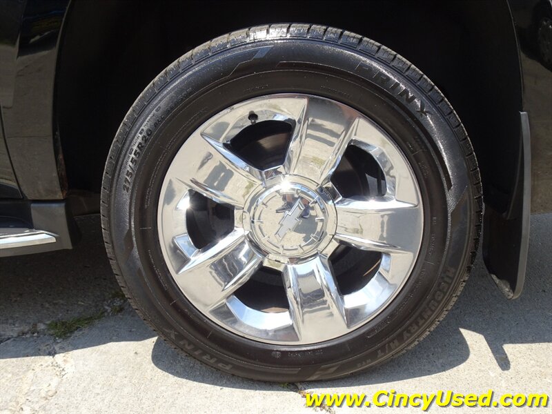 2016 Chevrolet Suburban LTZ   - Photo 34 - Cincinnati, OH 45255