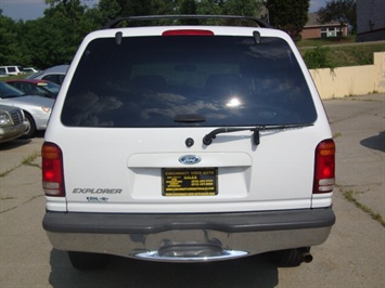 1998 Ford Explorer Limited   - Photo 5 - Cincinnati, OH 45255