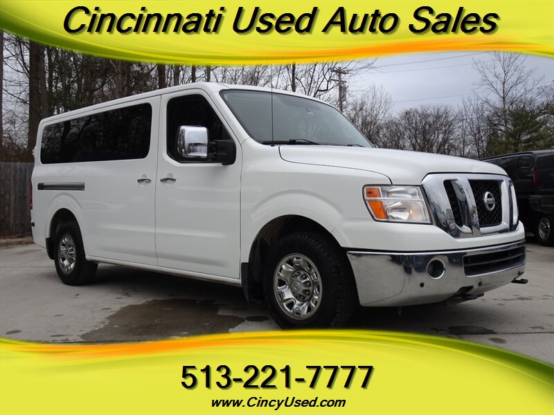 2018 Nissan NV 3500 HD SL   - Photo 1 - Cincinnati, OH 45255