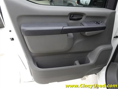 2018 Nissan NV 3500 HD SL   - Photo 28 - Cincinnati, OH 45255