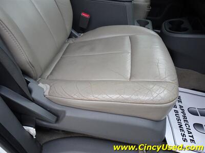 2018 Nissan NV 3500 HD SL   - Photo 26 - Cincinnati, OH 45255