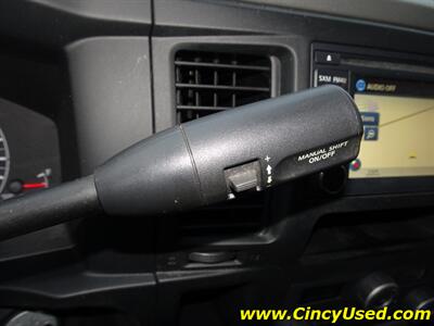 2018 Nissan NV 3500 HD SL   - Photo 18 - Cincinnati, OH 45255