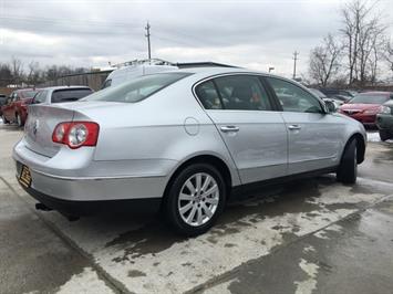 2008 Volkswagen Passat Turbo   - Photo 13 - Cincinnati, OH 45255