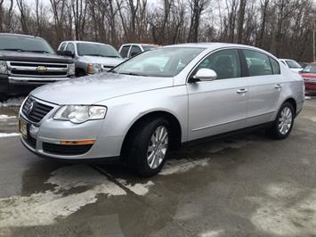 2008 Volkswagen Passat Turbo   - Photo 11 - Cincinnati, OH 45255