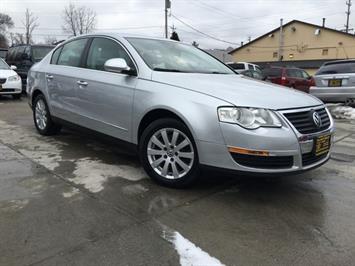 2008 Volkswagen Passat Turbo   - Photo 10 - Cincinnati, OH 45255