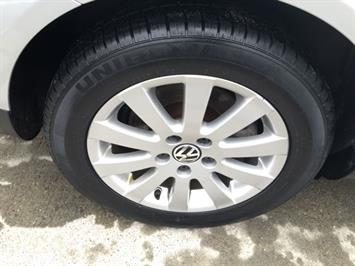 2008 Volkswagen Passat Turbo   - Photo 28 - Cincinnati, OH 45255