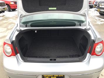 2008 Volkswagen Passat Turbo   - Photo 25 - Cincinnati, OH 45255