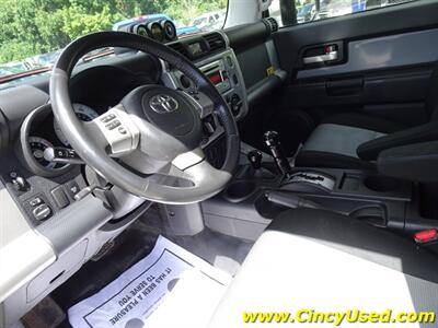 2013 Toyota FJ Cruiser Trail Teams   - Photo 11 - Cincinnati, OH 45255