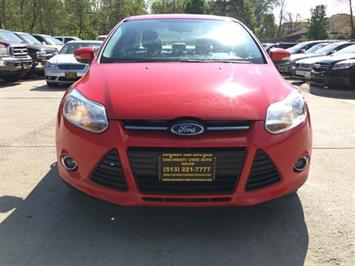 2012 Ford Focus SEL   - Photo 2 - Cincinnati, OH 45255