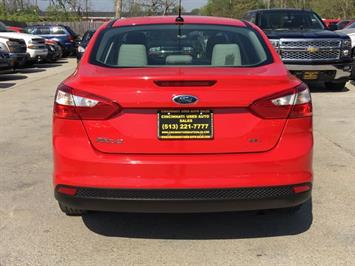 2012 Ford Focus SEL   - Photo 5 - Cincinnati, OH 45255