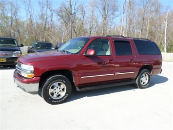 2002 Chevrolet Suburban 1500 LT   - Photo 3 - Cincinnati, OH 45255