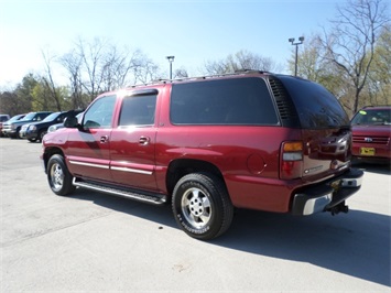 2002 Chevrolet Suburban 1500 LT   - Photo 4 - Cincinnati, OH 45255