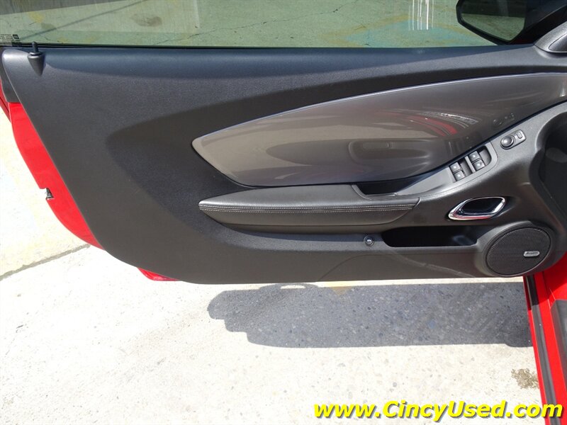 2011 Chevrolet Camaro SS - Photo 27 - Cincinnati, OH 45255