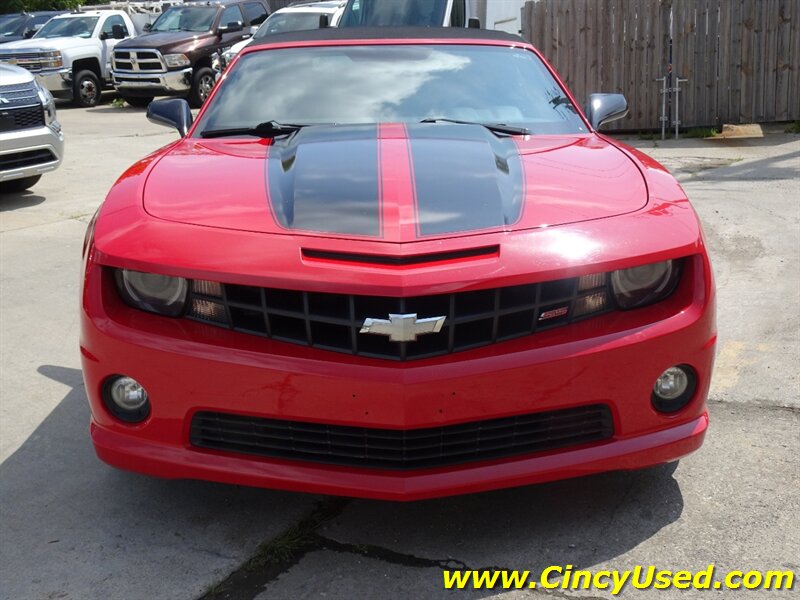 2011 Chevrolet Camaro SS - Photo 2 - Cincinnati, OH 45255