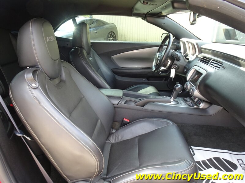 2011 Chevrolet Camaro SS - Photo 16 - Cincinnati, OH 45255