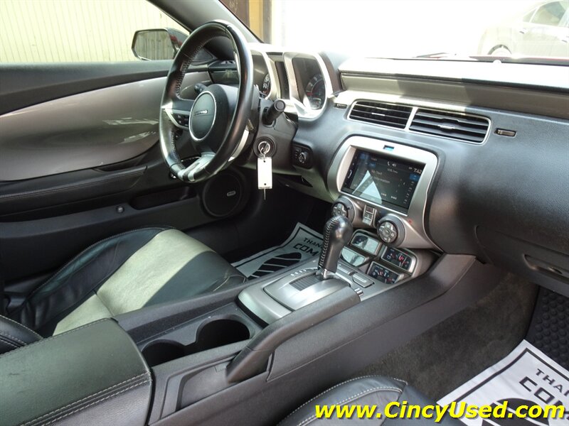2011 Chevrolet Camaro SS - Photo 17 - Cincinnati, OH 45255