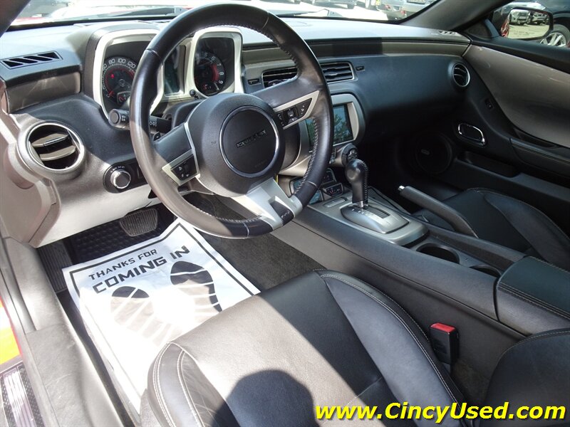 2011 Chevrolet Camaro SS - Photo 13 - Cincinnati, OH 45255