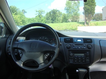 1998 Honda Accord EX   - Photo 7 - Cincinnati, OH 45255