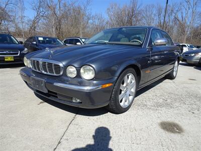 2004 Jaguar Vanden Plas  4.2L V8 RWD - Photo 3 - Cincinnati, OH 45255