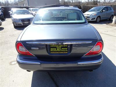 2004 Jaguar Vanden Plas  4.2L V8 RWD - Photo 6 - Cincinnati, OH 45255