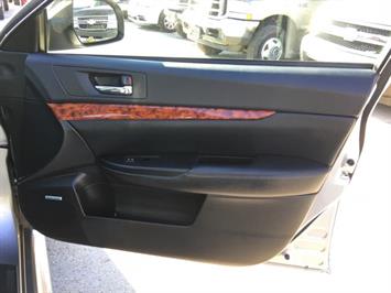 2010 Subaru Legacy 2.5GT Limited   - Photo 24 - Cincinnati, OH 45255