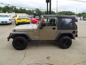 2003 Jeep Wrangler Sport   - Photo 13 - Cincinnati, OH 45255