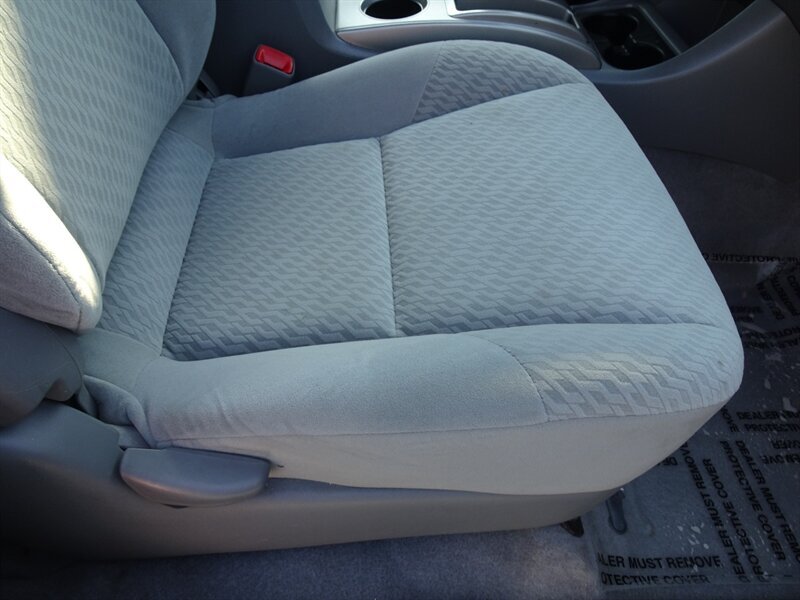 2011 Toyota Tacoma V6 - Photo 15 - Cincinnati, OH 45255