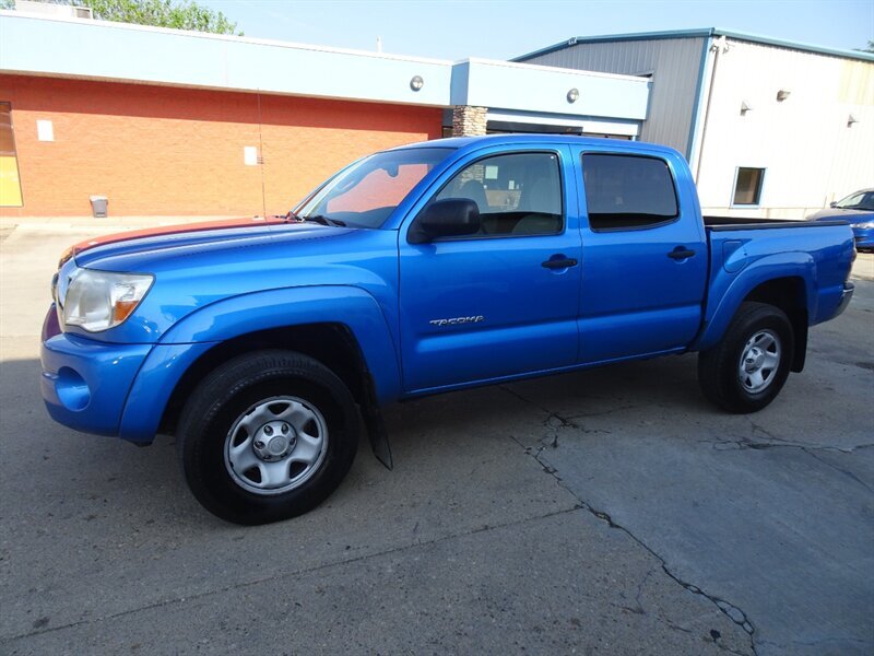 2011 Toyota Tacoma V6 - Photo 8 - Cincinnati, OH 45255