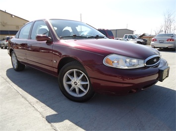 2000 Ford Contour SE   - Photo 10 - Cincinnati, OH 45255