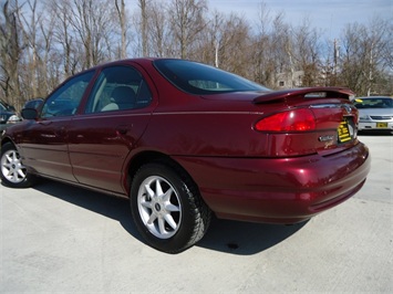 2000 Ford Contour SE   - Photo 12 - Cincinnati, OH 45255