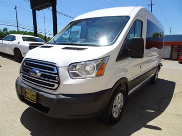 2017 Ford Transit Wagon 350 XLT   - Photo 9 - Cincinnati, OH 45255