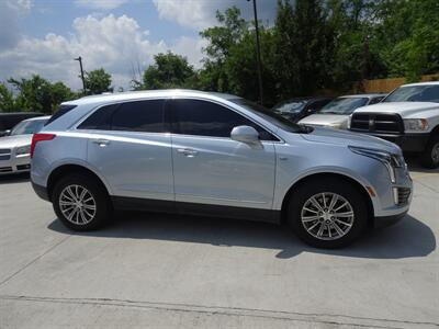 2017 Cadillac XT5 Luxury  3.6L V6 AWD - Photo 5 - Cincinnati, OH 45255