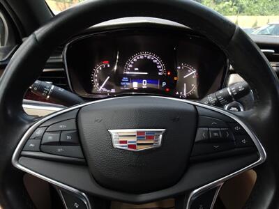 2017 Cadillac XT5 Luxury  3.6L V6 AWD - Photo 19 - Cincinnati, OH 45255