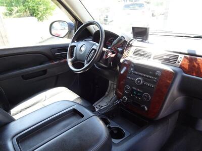 2011 Chevrolet Silverado 1500 LTZ  5.3L V8 4X4 - Photo 10 - Cincinnati, OH 45255