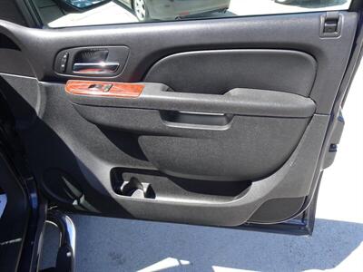2011 Chevrolet Silverado 1500 LTZ  5.3L V8 4X4 - Photo 19 - Cincinnati, OH 45255