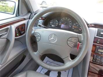 2002 Mercedes-Benz E Class E320   - Photo 19 - Cincinnati, OH 45255