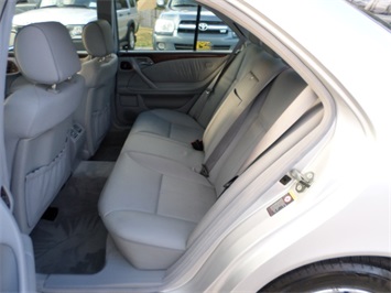 2002 Mercedes-Benz E Class E320   - Photo 15 - Cincinnati, OH 45255