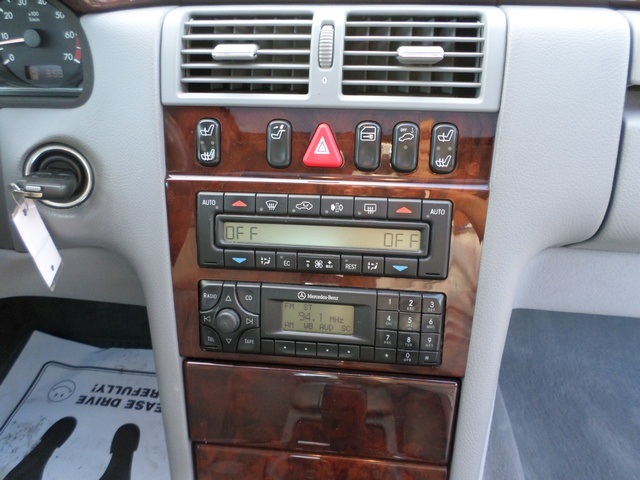 2002 Mercedes-Benz E Class E320   - Photo 18 - Cincinnati, OH 45255