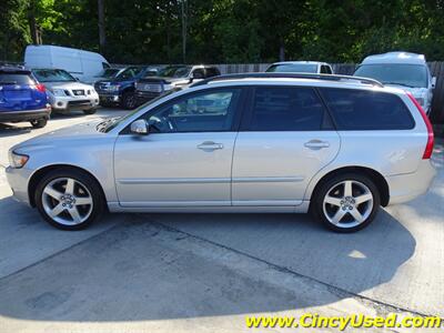 2008 Volvo V50 2.4L I5 FWD   - Photo 5 - Cincinnati, OH 45255