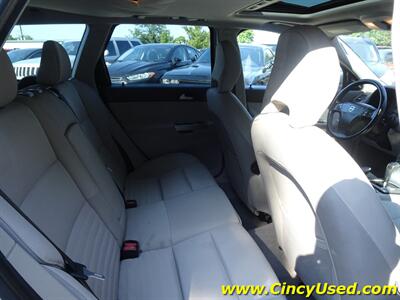 2008 Volvo V50 2.4L I5 FWD   - Photo 12 - Cincinnati, OH 45255