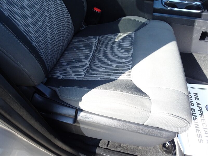 2020 Toyota Tundra SR5 5.7L V8 4X4 - Photo 80 - Cincinnati, OH 45255