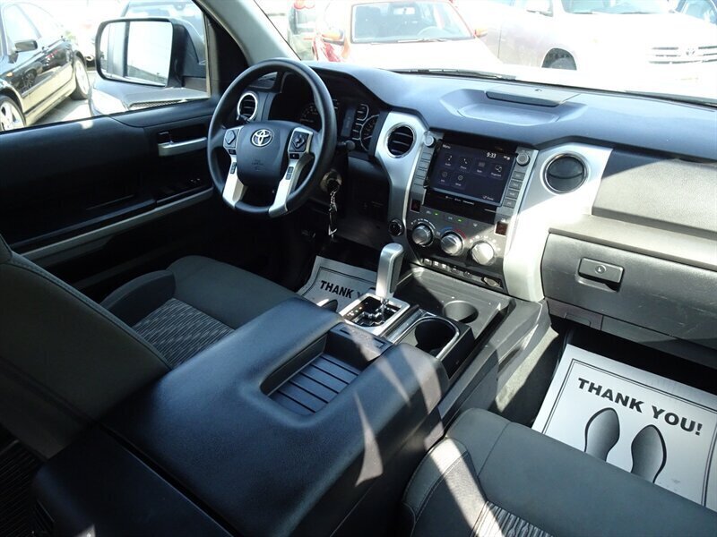 2020 Toyota Tundra SR5 5.7L V8 4X4 - Photo 75 - Cincinnati, OH 45255