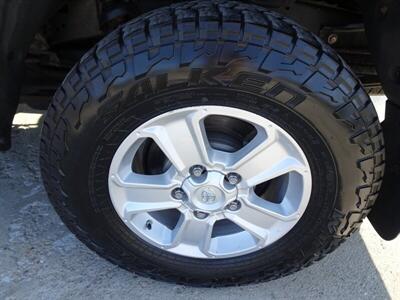 2020 Toyota Tundra SR5  5.7L V8 4X4 - Photo 68 - Cincinnati, OH 45255