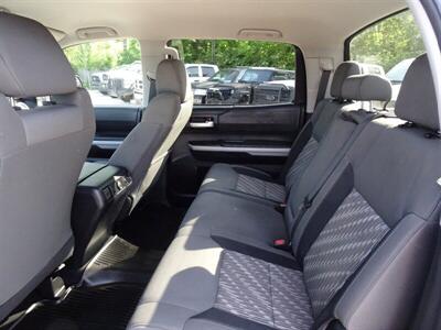 2020 Toyota Tundra SR5  5.7L V8 4X4 - Photo 83 - Cincinnati, OH 45255