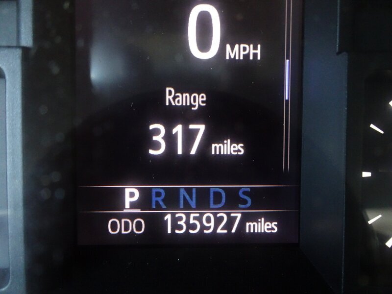 2020 Toyota Tundra SR5 5.7L V8 4X4 - Photo 90 - Cincinnati, OH 45255