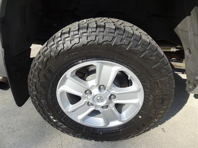 2020 Toyota Tundra SR5  5.7L V8 4X4 - Photo 34 - Cincinnati, OH 45255