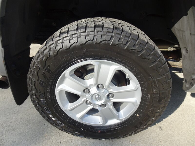 2020 Toyota Tundra SR5 5.7L V8 4X4 - Photo 34 - Cincinnati, OH 45255