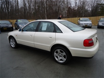 1998 Audi A4   - Photo 4 - Cincinnati, OH 45255