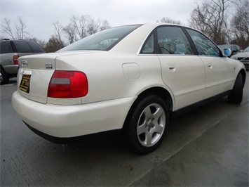 1998 Audi A4   - Photo 13 - Cincinnati, OH 45255